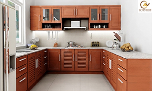 Tủ bếp gỗ tự nhiên đẹp hiện đại
